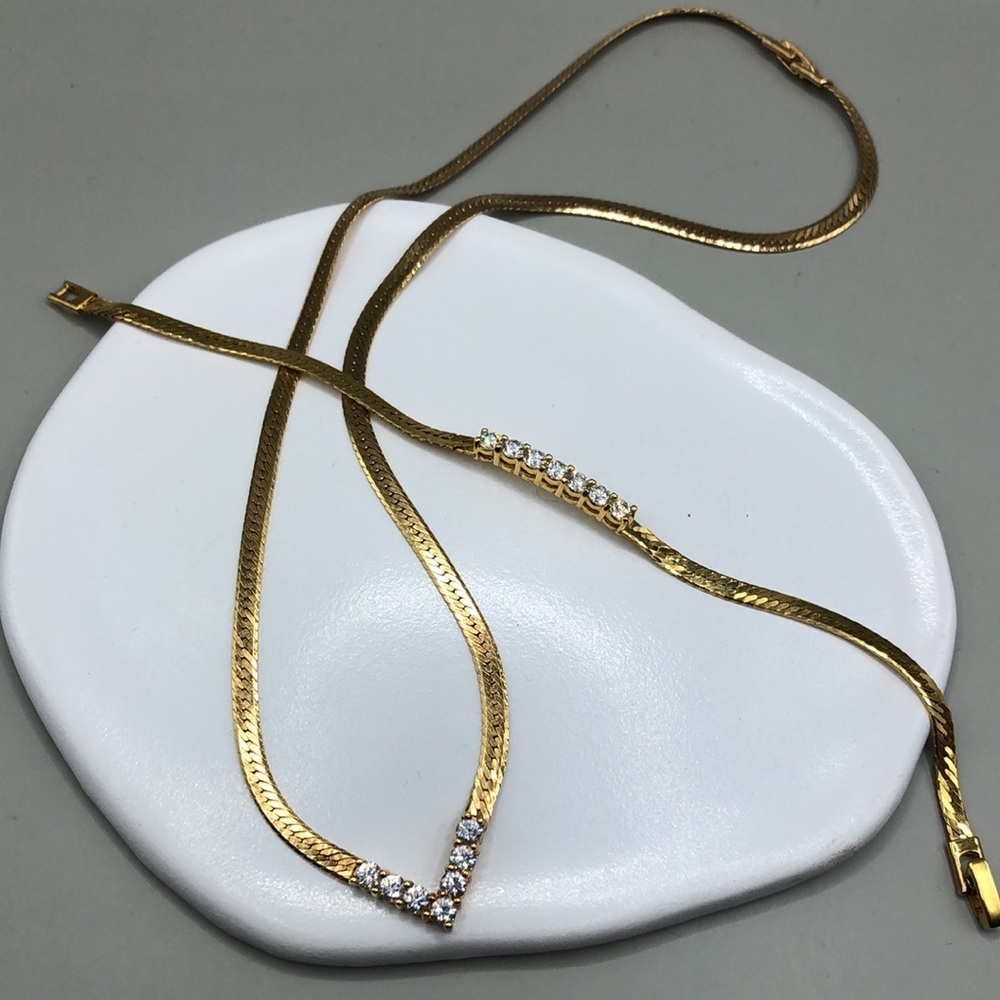 Vintage 90's gold tone faux fine jewelry set necklace and bracelet-formal, glam.